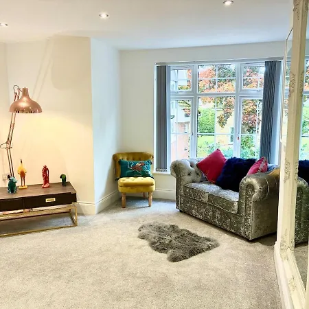 Ferienhaus Luxury 5 Bedroom House Near York -