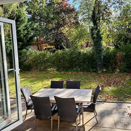 Luxury 5 Bedroom House Near York - Ferienhaus Escrick