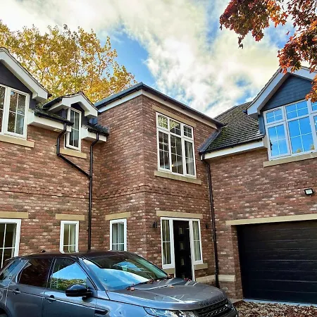 Ferienhaus Luxury 5 Bedroom House Near York - Escrick