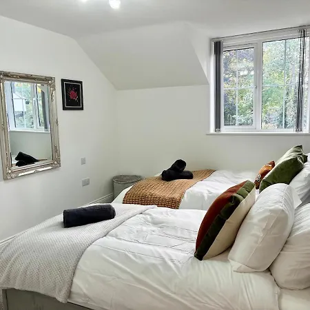 Ferienhaus Luxury 5 Bedroom House Near York -