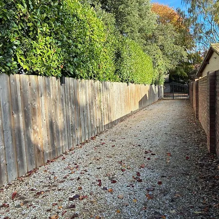 Luxury 5 Bedroom House Near York - * Escrick